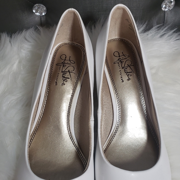 Life stride White comfortable heels - Picture 6 of 14